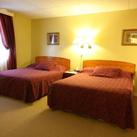 Villa Maria Country Inn Acheson Esterno foto