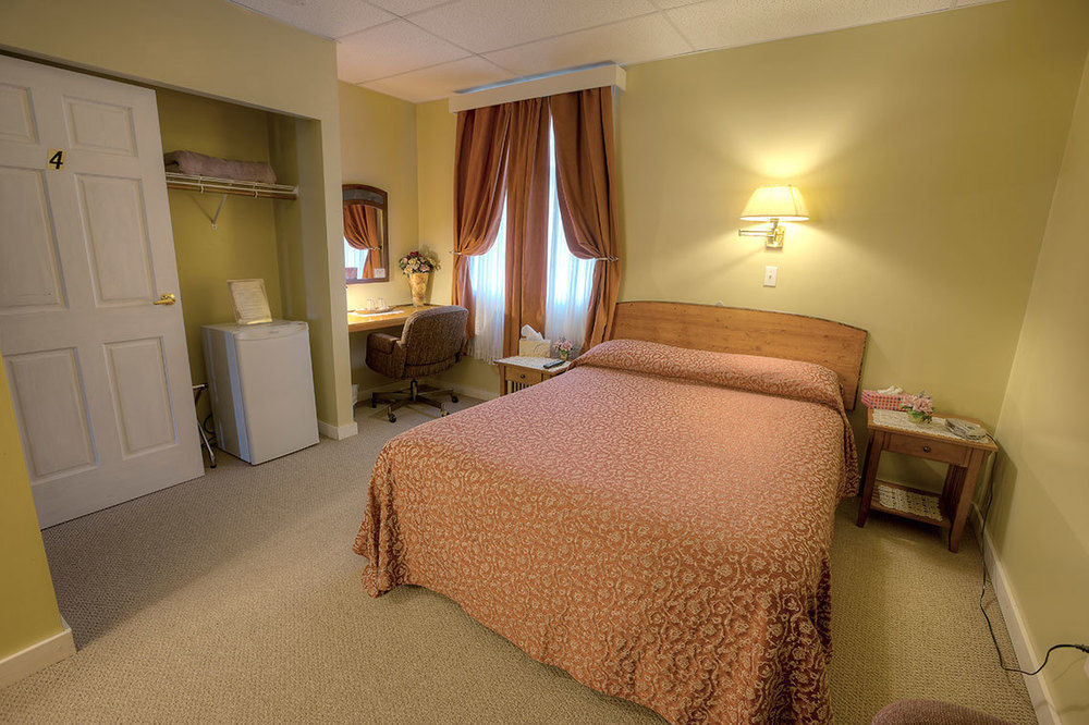 Villa Maria Country Inn Acheson Esterno foto