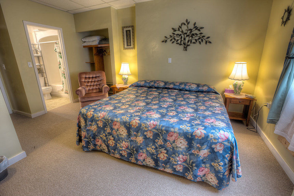 Villa Maria Country Inn Acheson Esterno foto